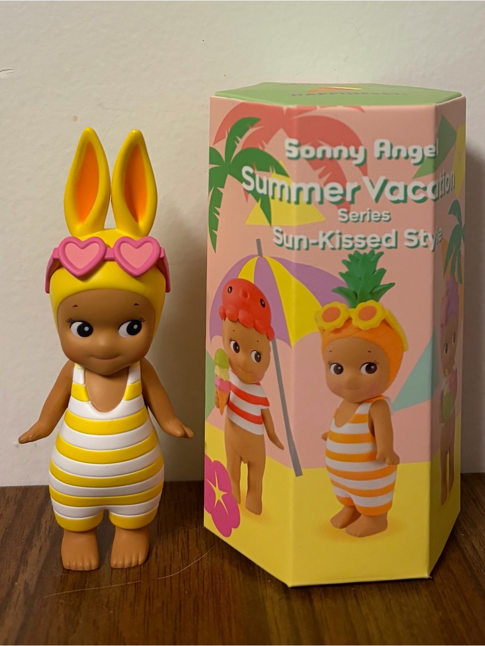 Sonny Angel Summer Vacation Series - Rabbit
